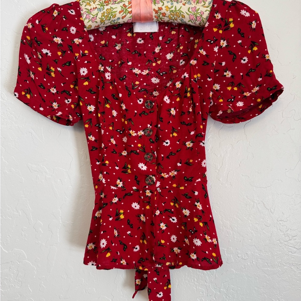 Isalis Floral Red Button-Up Women's Top Small